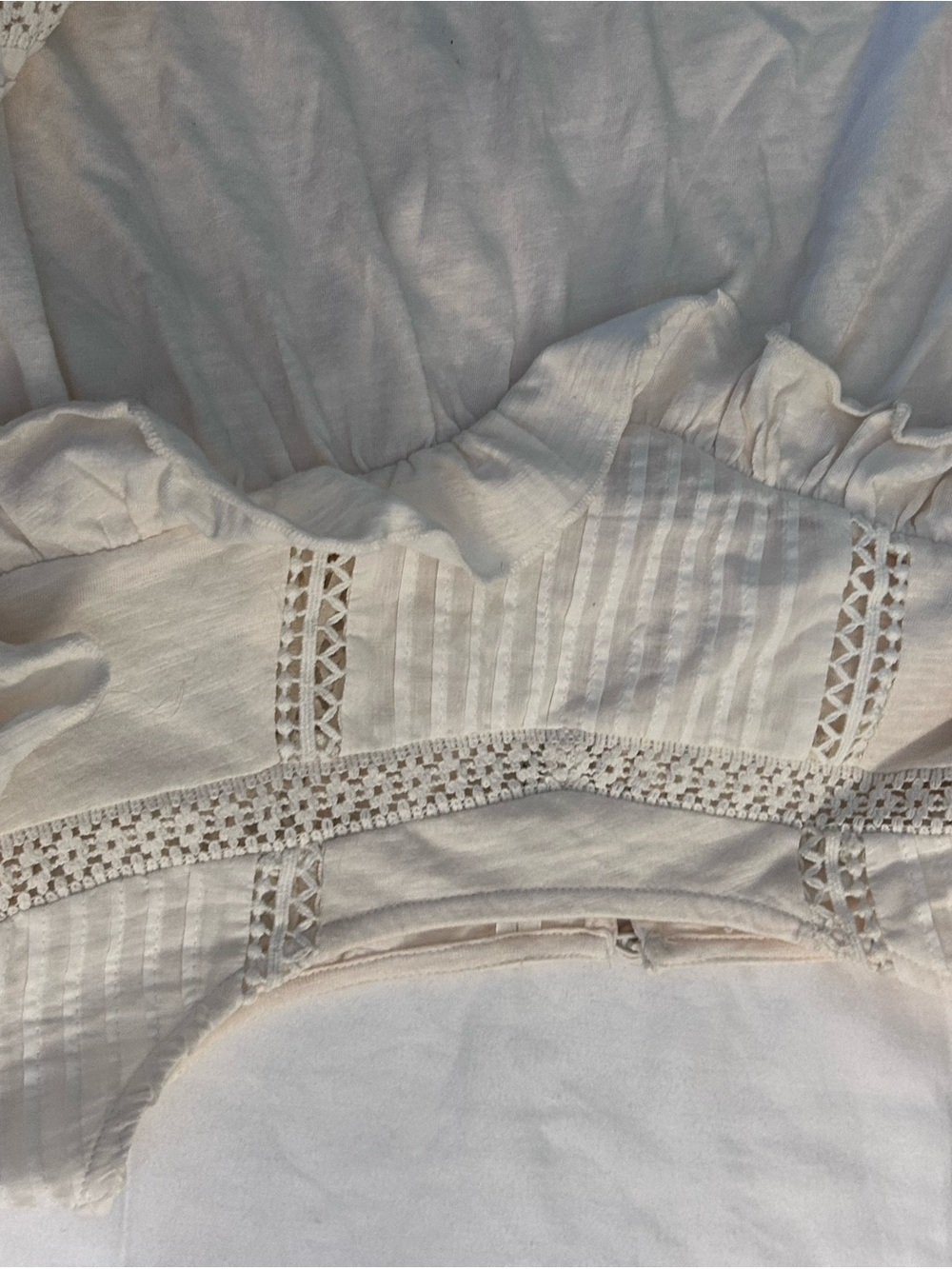 Women’s Plus Anthropologie Ivory Lace Trim Long Sleeve Ruffle Blouse